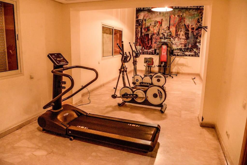 Beautiful, Great Equipped 122 M Holiday Apartment Near Majorelle Garden And Gueliz With Pool Views And A Large Balcony And Terrace Marrakesh Exterior foto