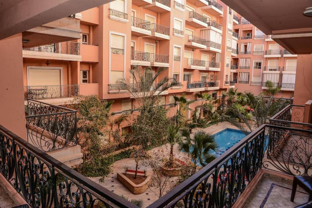 Beautiful, Great Equipped 122 M Holiday Apartment Near Majorelle Garden And Gueliz With Pool Views And A Large Balcony And Terrace Marrakesh Exterior foto