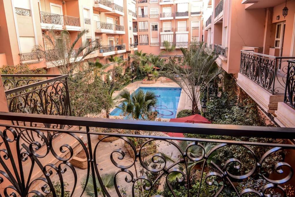 Beautiful, Great Equipped 122 M Holiday Apartment Near Majorelle Garden And Gueliz With Pool Views And A Large Balcony And Terrace Marrakesh Exterior foto