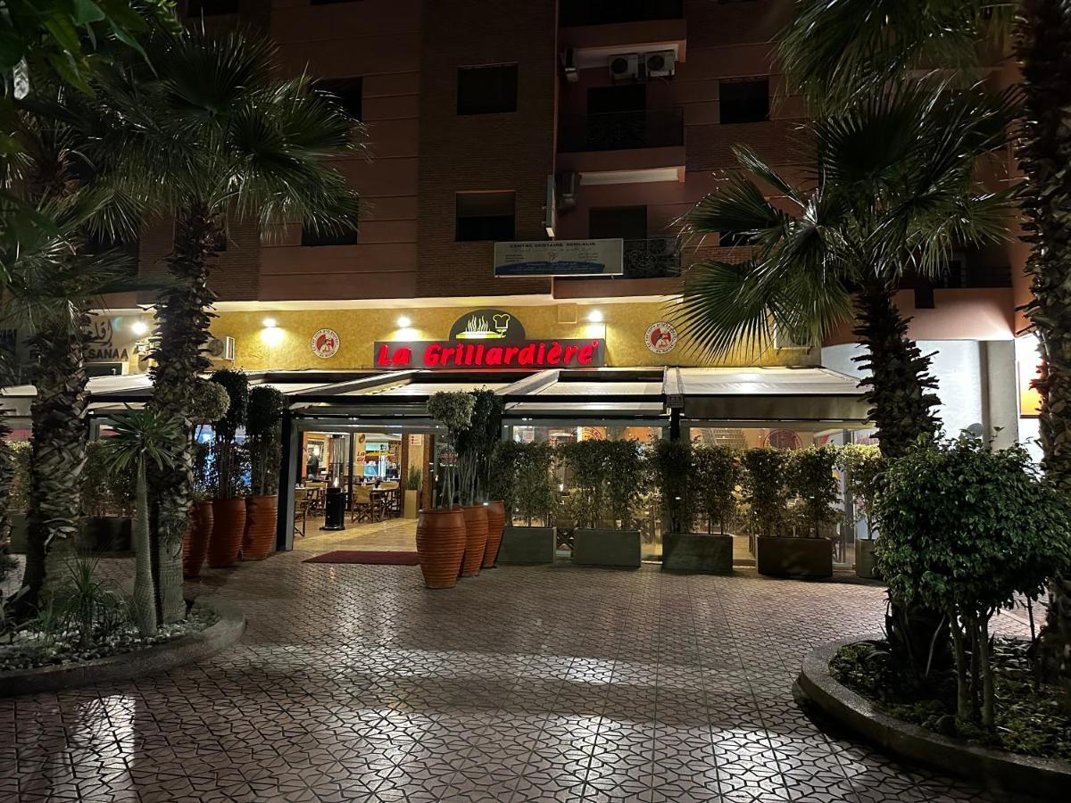 Beautiful, Great Equipped 122 M Holiday Apartment Near Majorelle Garden And Gueliz With Pool Views And A Large Balcony And Terrace Marrakesh Exterior foto