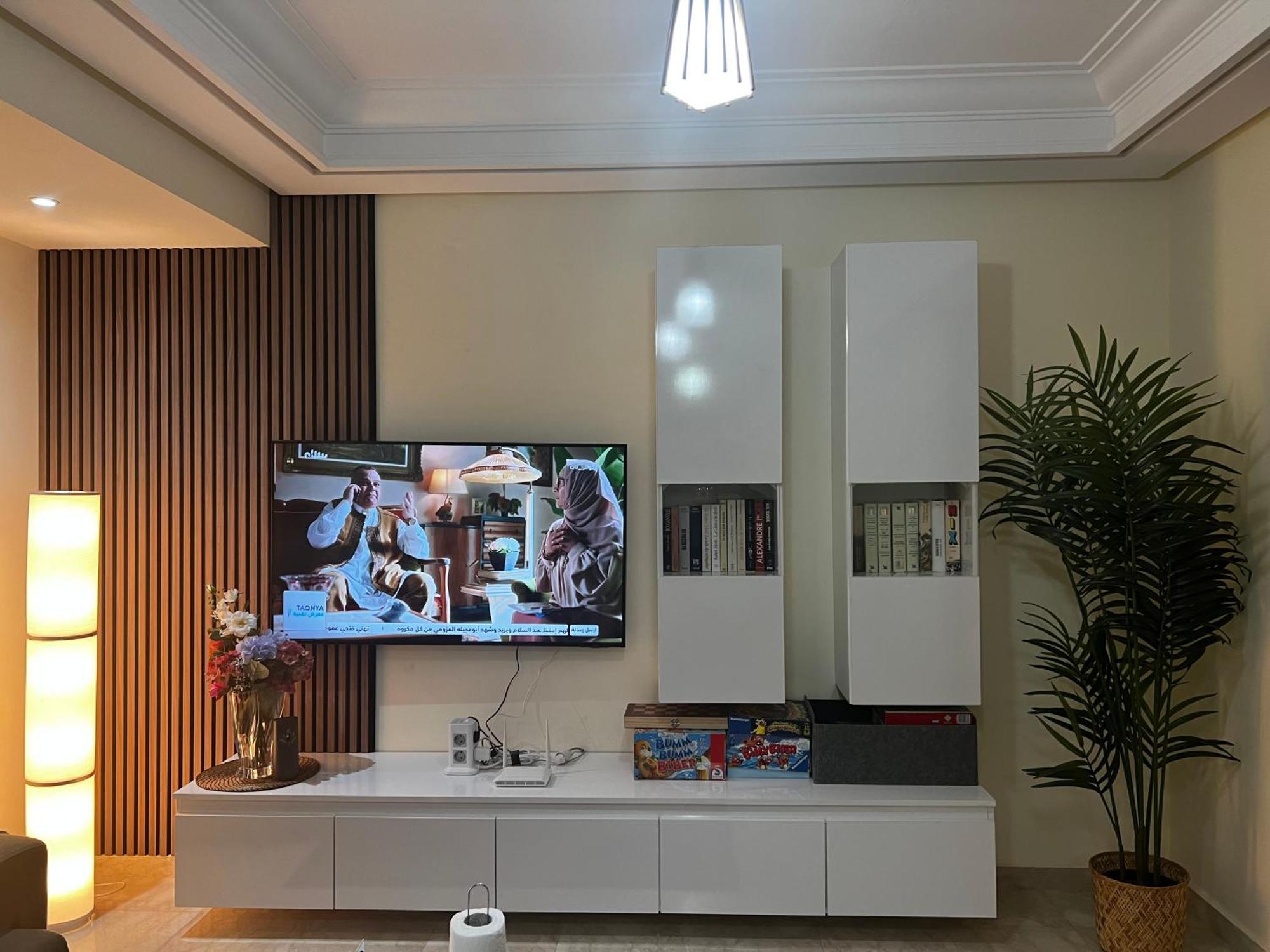 Beautiful, Great Equipped 122 M Holiday Apartment Near Majorelle Garden And Gueliz With Pool Views And A Large Balcony And Terrace Marrakesh Exterior foto